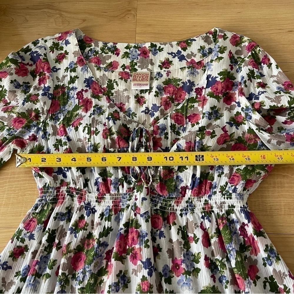Canyon river floral long sleeve cinch waist blouse v-Neck top - Picture 7 of 10
